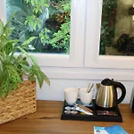 Apartament Angelica's Deluxe In Adamantas (Milos)